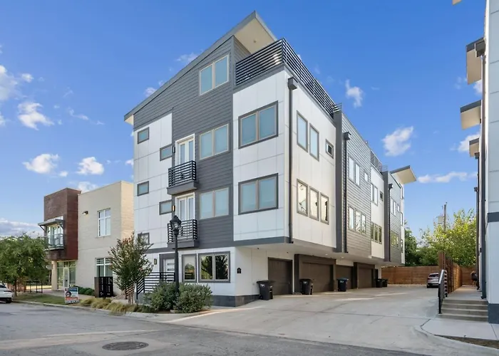 Holiday home Fashionable 2bd In The Heart Of Fortworth Cozy